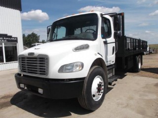 2007 FREIGHTLINER M2 S/A DECK TRUCK