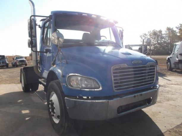 2005-freightliner-m2-sa-5th-wheel-truck-big-1