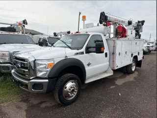 2016 Ford F550 RegCab 4x4 Service Truck / DSL / T60 / 5031LBS