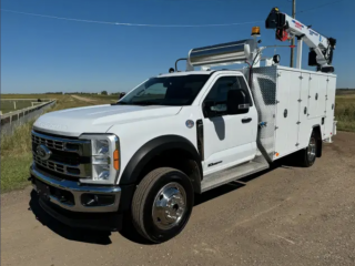 2023 Ford F550 4x4 Service Truck / DSL / 302AIRPAK / 5500LBS