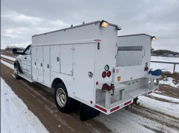 2012-dodge-5500-crewcab-4x4-service-truck-dsl-milron-big-2