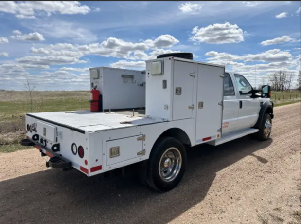 2010-ford-f550-crewcab-utility-service-truck-dsl-9ft-body-big-2