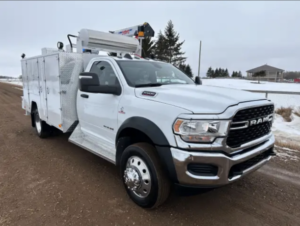 2024-dodge-5500-service-truck-dsl-5500lbs3in1-welder-big-1