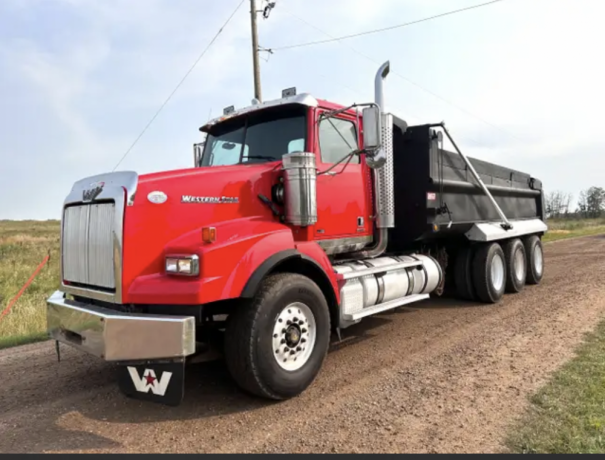 2015-western-star-4900-8x6-tri-axle-dump-truck-detroit-21ft-dump-big-1