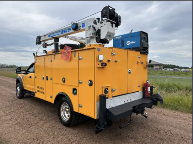 2019-ford-f550-4x4-service-truck-dsl-5005lbs-vmac-miller-welder-big-2