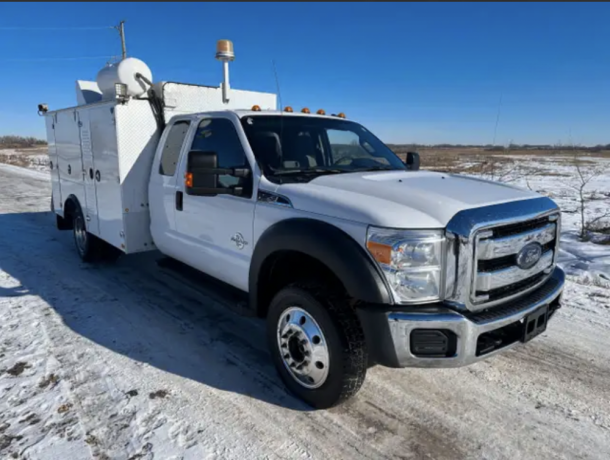 2016-ford-f550-4x4-service-truck-dsl-vmac-welder-oil-recovery-big-1