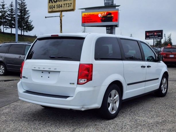 2014-dodge-grand-caravan-7-passenger-stew-go-big-2