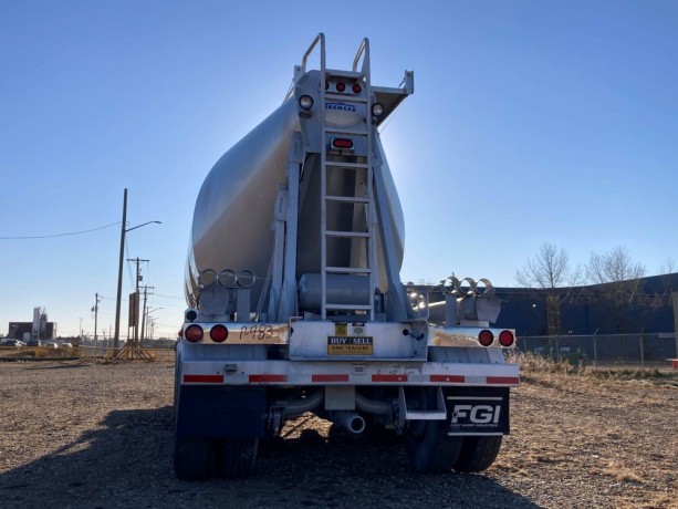 2011-tremcar-1200-cubic-ft-dry-bulk-pneumatic-tank-trailer-big-2