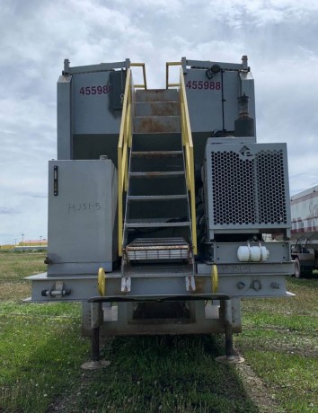 2011-keystone-3000-cubic-ft-sand-mobile-storage-pig-dry-bulk-tank-trailer-with-conveyor-belt-system-big-2