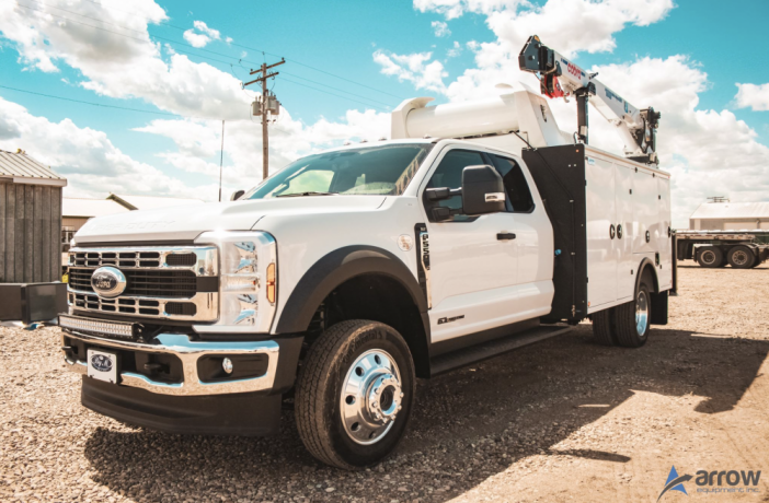 2024-ford-f550-xlt-super-cab-big-1