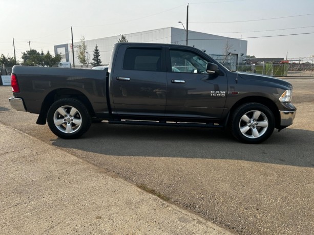 2016-ram-1500-4wd-crew-cab-1405-slt-big-1