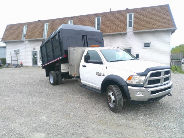 2017-dodge-5500-44-chip-truck-big-1