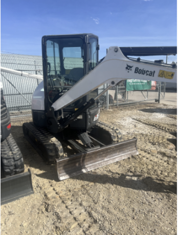 2019-bobcat-e35-25-hp-big-1