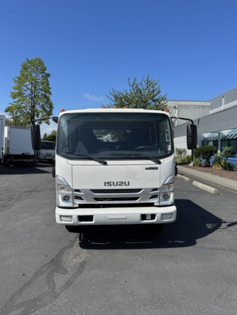 2025-isuzu-npr-hd-gas-crew-cab-big-1