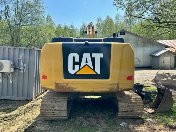 2016-cat-323f-excavator-big-2