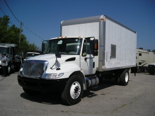 2018 International 4300 Box Truck