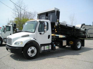 2016 FreightLiner M2 Dump