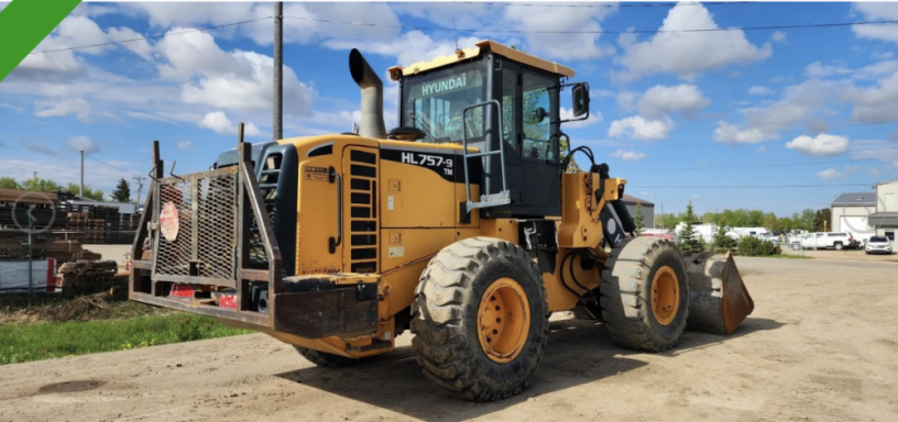 2013-hyundai-hl757tm-9-wheel-loader-big-2