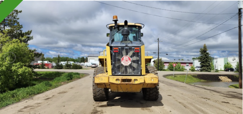 2011-john-deere-624k-wheel-loader-big-3