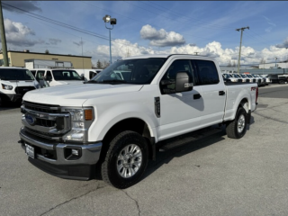 2021 Ford F-250 XLT / Crew Cab / 6'9" Box / 4x4