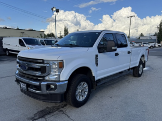 2020 Ford F-350 XLT / Crew Cab / 8 Ft Long Box / 4x4