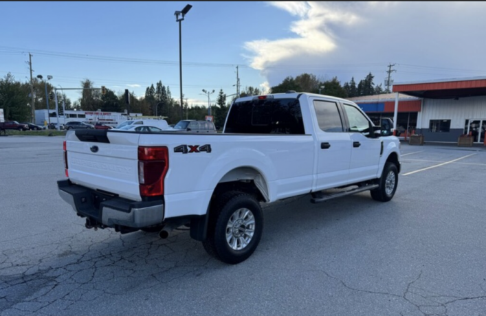 2020-ford-f-350-xlt-crew-cab-8-ft-long-box-4x4-big-2