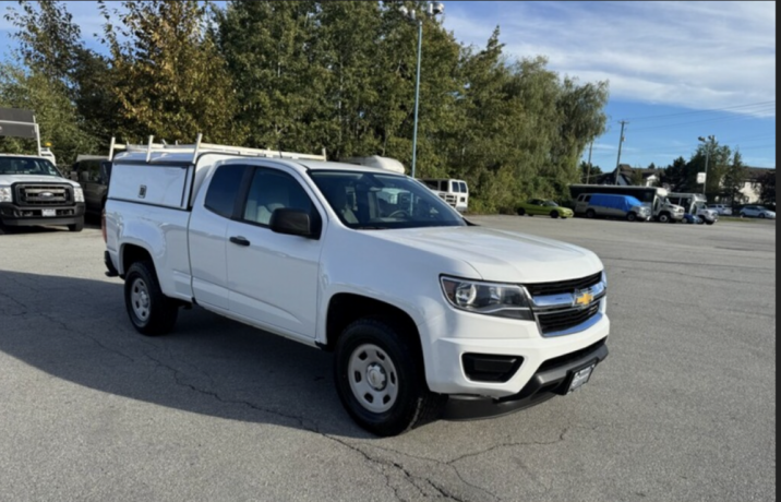 2020-chevrolet-colorado-ext-cab-6-ft-box-2wd-canopy-big-1