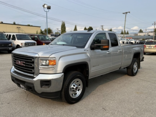 2019 GMC SIERRA 2500HD / Double Cab / 8 Ft Long Box / 4x4