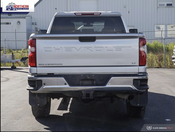 2021-chevrolet-silverado-2500hd-lt-big-2