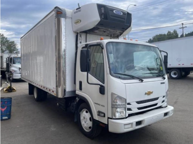 2020-chevrolet-w5500-24-027-big-1