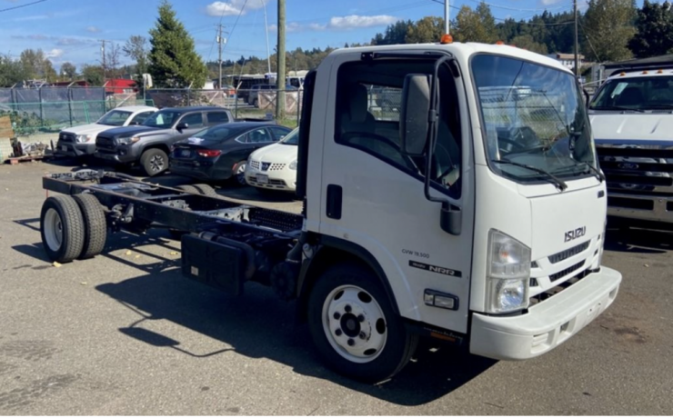 2018-isuzu-nrr-24-113-big-1