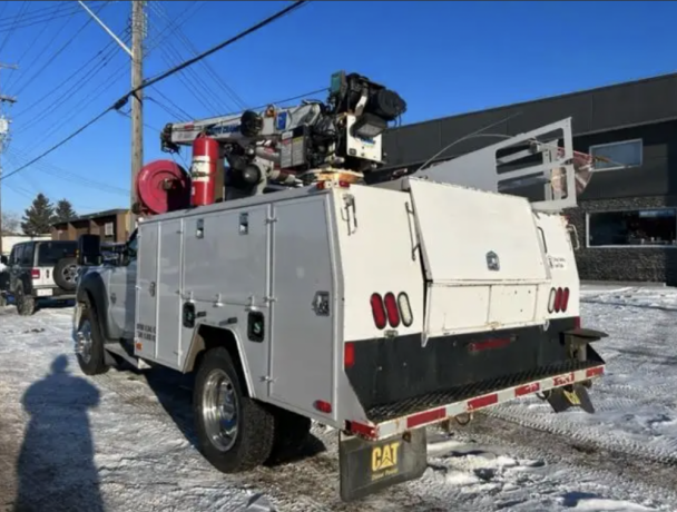 2012-ford-f-550-service-truck-4000lbs-vmac-9ft-big-2