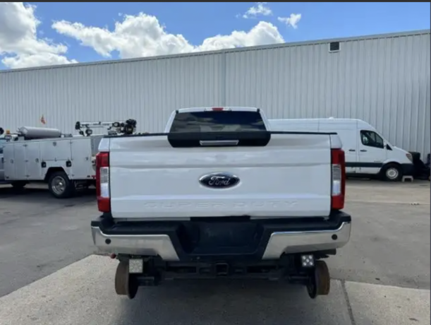 2019-ford-f-350-hi-rail-truck-diesel-longbox-big-2