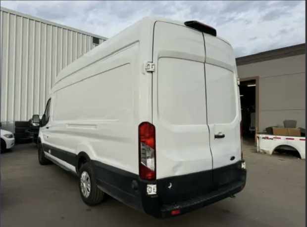 2019-ford-t-350-high-roof-cargo-van-reefer-big-2