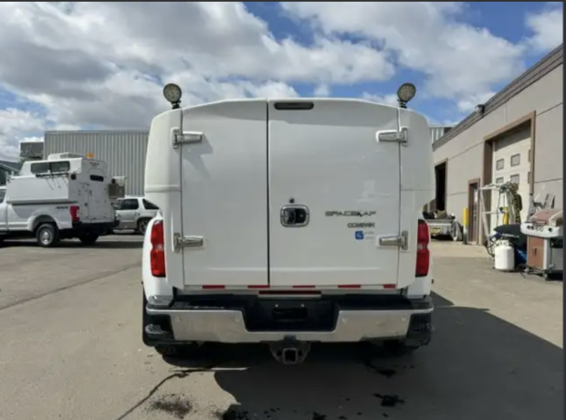 2018-chevrolet-3500-utility-service-truck-vmac-shelving-big-2