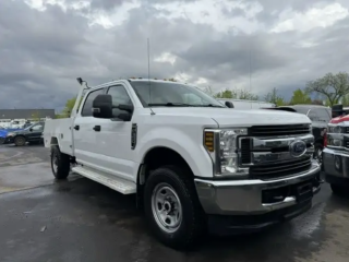 2019 Ford F-350 XLT Flat Deck Truck W/ Power Tailgate