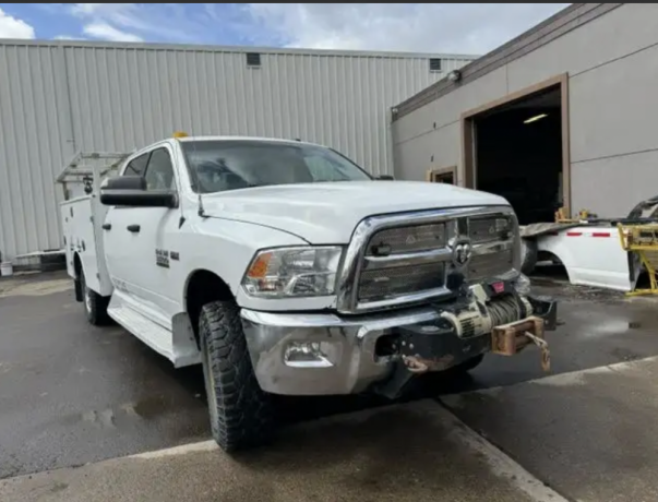 2013-ram-3500-utilityservice-truck-9ft-aluminuim-big-1