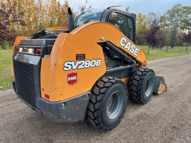 2021-case-sv280b-skidsteer-loader-big-3