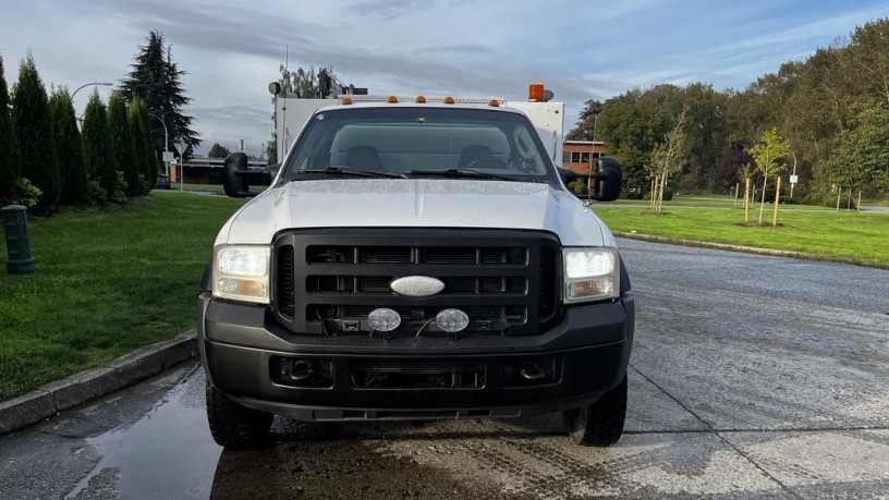 2007-ford-f-550-service-truck-with-crane-4wd-diesel-ford-f-550-big-2