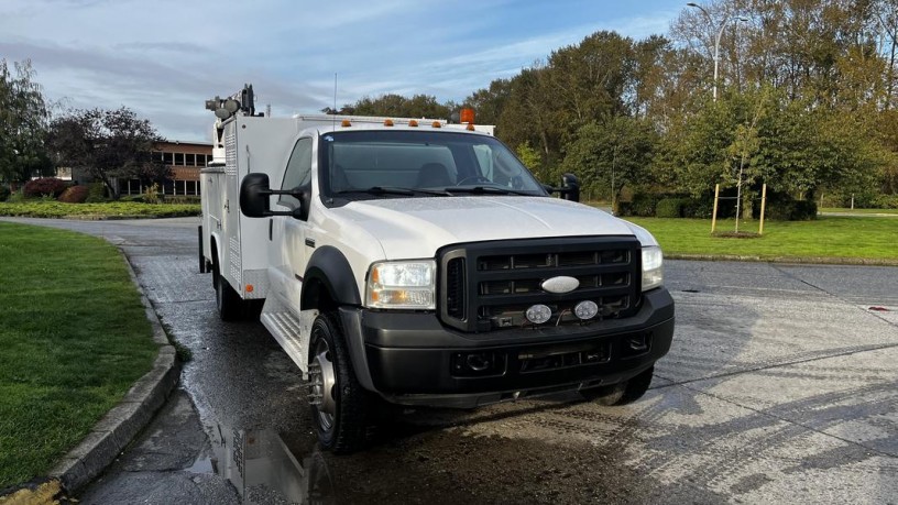 2007-ford-f-550-service-truck-with-crane-4wd-diesel-ford-f-550-big-1