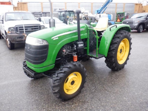 2014-john-deer-484-farm-tractor-diesel-4wd-john-deer-484-big-11