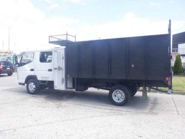 2007-mitsubishi-fuso-fe84w-crew-cab-12-foot-flat-deck-diesel-mitsubishi-fuso-fe84w-big-10