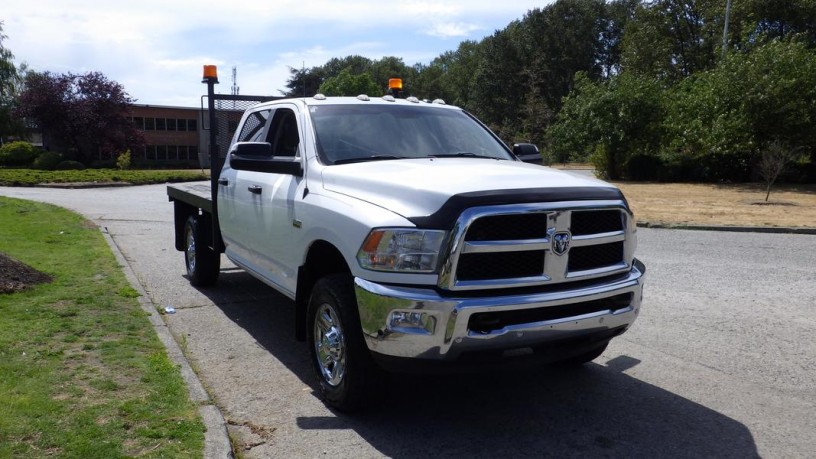 2017-ram-3500-slt-crew-cab-lwb-4wd-ram-3500-big-1