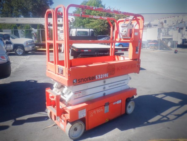 2015-snorkel-s3219e-scissor-lift-electric-2-person-snorkel-s3219e-big-10