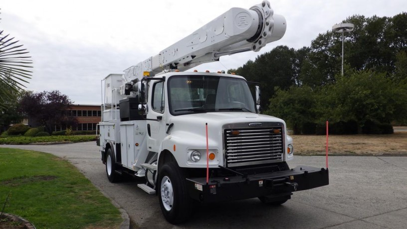 2007-freightliner-m2-bucket-truck-dually-diesel-freightliner-m2-big-1