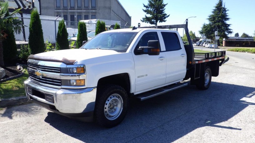 2015-chevrolet-silverado-3500hd-crew-cab-flat-deck-4wd-chevrolet-silverado-3500hd-big-4